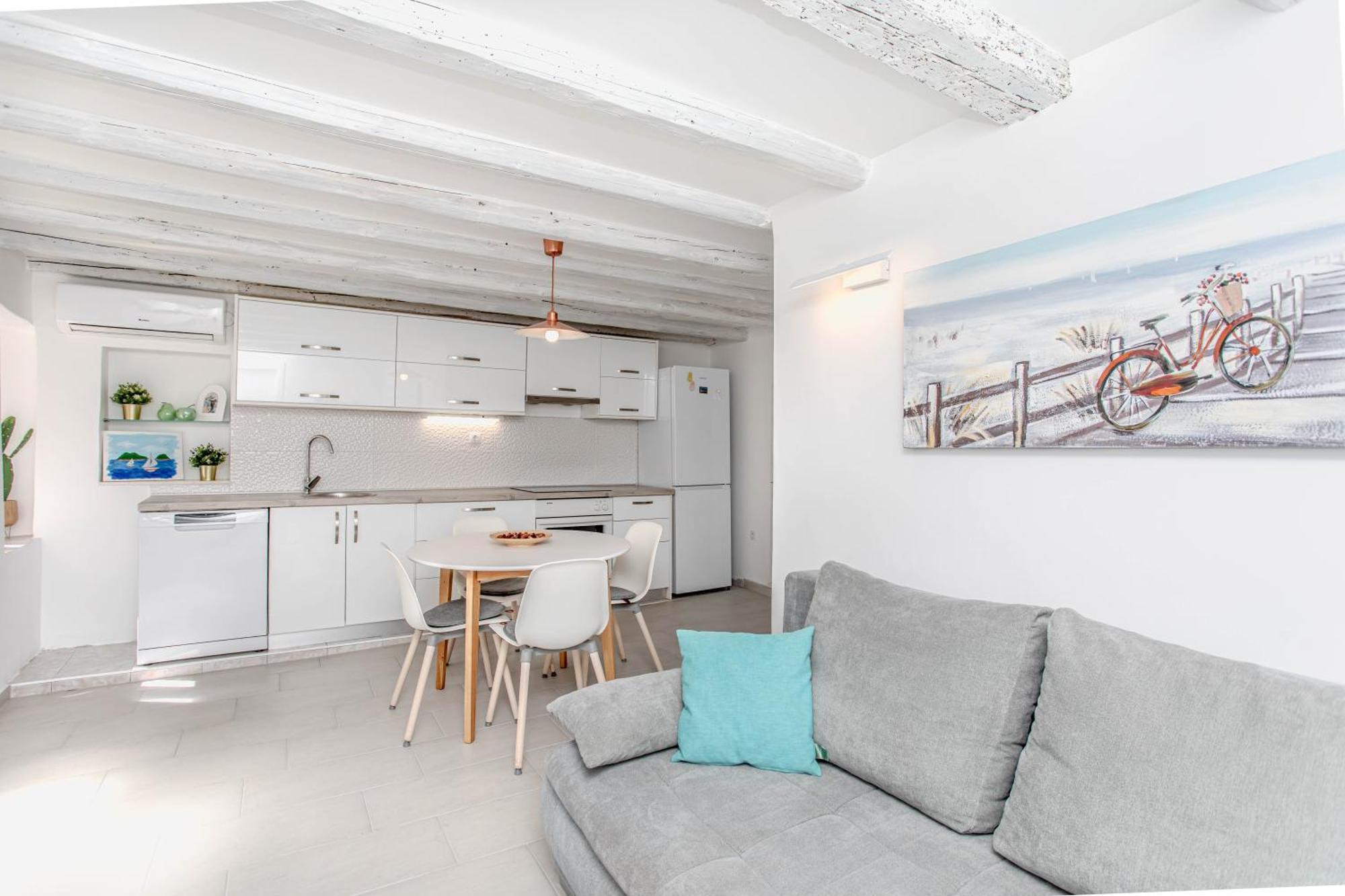 Apartman Dioniz Сплит Екстериор снимка